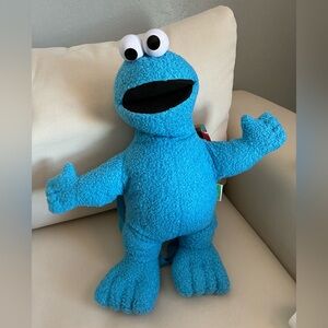 NWT Official Sesame Street Cookie Monster Backpack